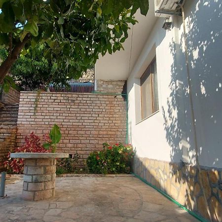 Duka Apartments Sarandë Exterior foto