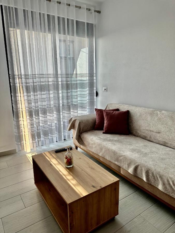 Duka Apartments Sarandë Exterior foto