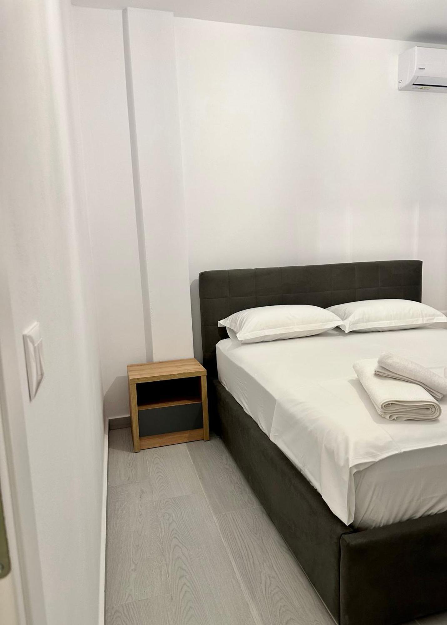 Duka Apartments Sarandë Exterior foto